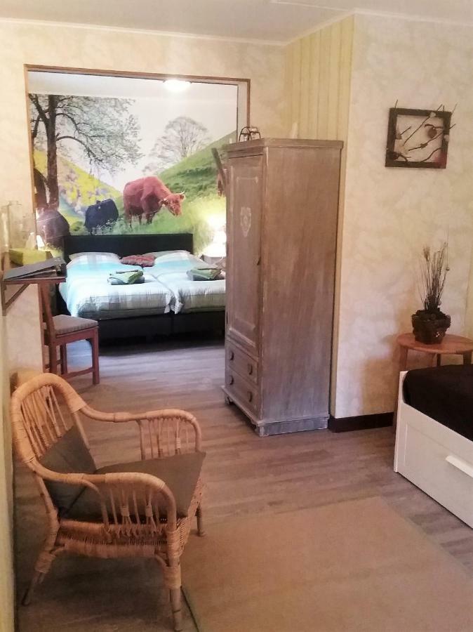 Bed and Breakfast La Cheneraie Payrac Esterno foto